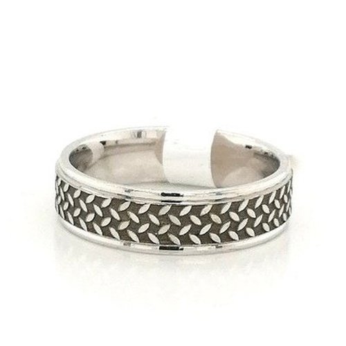 Patterned 6mm wedding band