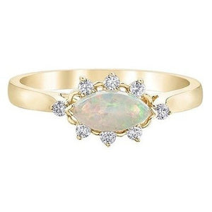 Opal & diamond ring