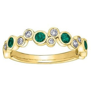Emerald & Diamond staggered setting Ring