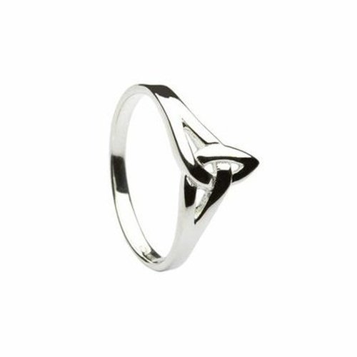 Classic Trinity Knot Ring